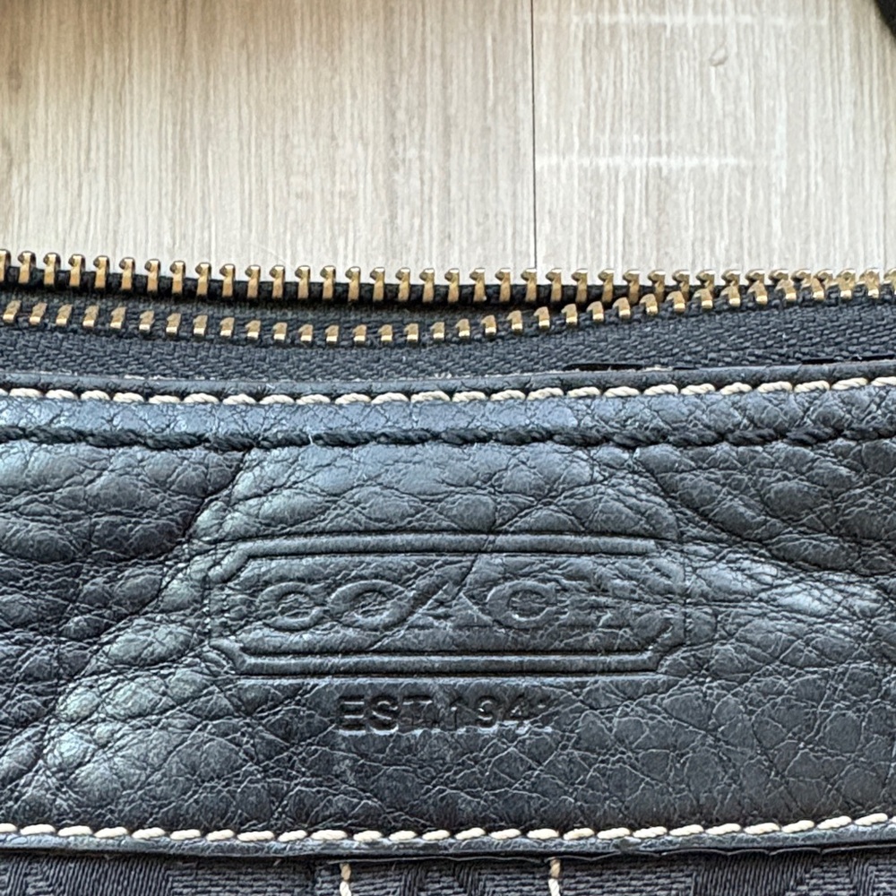 Coach Black Leather Shoulder Bag - Picture 2 of 5